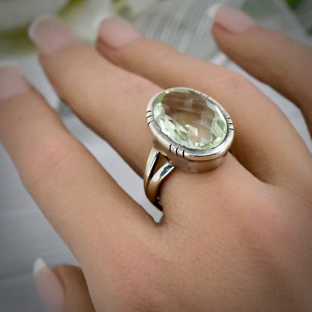 925 Sterling Silver Ring Size 7.5 Green Quartz Prasiolite Oval Solitaire 7g